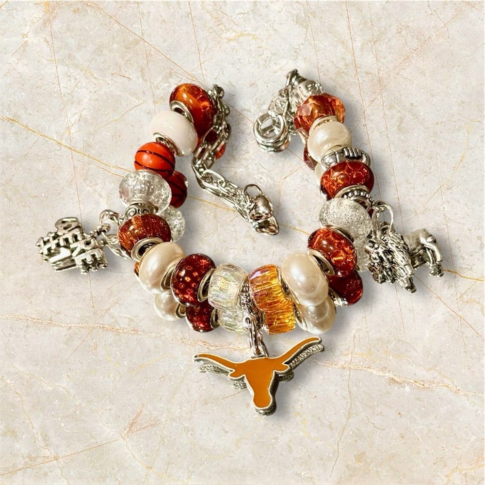 Texas Longhorns Beaded Charm Bracelet